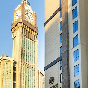 احجز هنا
